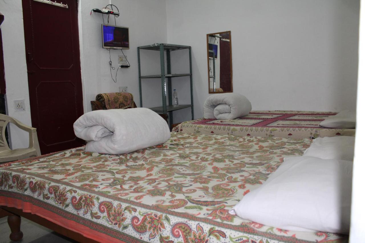 Laxmi Lodge Rishīkesh Exterior foto